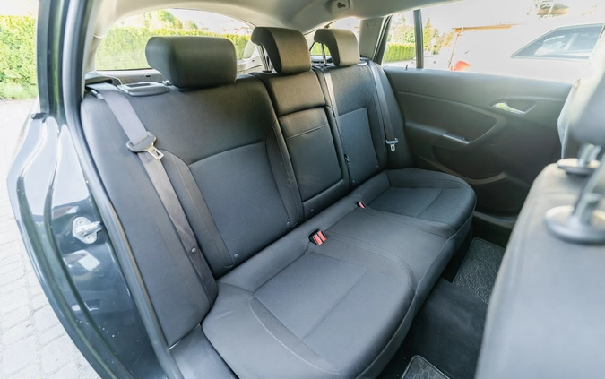 Opel Insignia cena 32900 przebieg: 205000, rok produkcji 2013 z Wysokie Mazowieckie małe 631